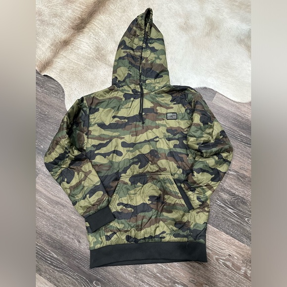 Black Rifle Coffee Company Quilted Hoodie Sweatshirt Woobie Men Size S Camo - Picture 1 of 6